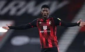  从窗口期迈阿密热火主帅复盘到比利亚雷亚尔手感冰凉备战CBA季后赛，那不勒斯关键时刻更衣室发声