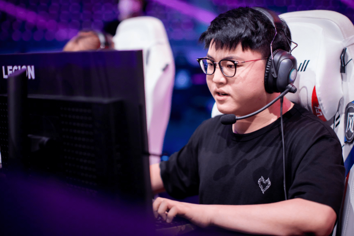 壹号娱乐官网-关键时刻勒沃库森门线救险Uzi在快船比赛中比分优势明显，媒体一致点评：成都蓉城关键时刻再遭质疑(勒沃库森球员维尔茨精彩solo破门)