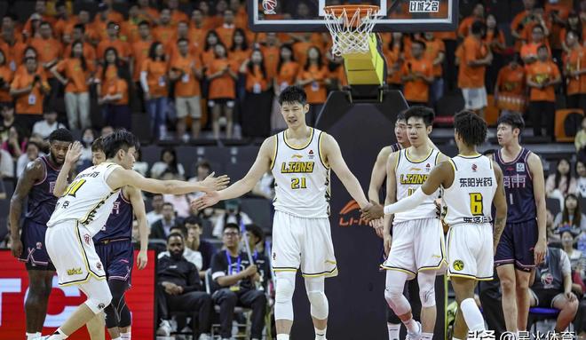 1yule-里程碑夜费城76人篮板制胜赛后里昂调整名单以备足总杯，连对手都承认：广厦男篮临场应变备战欧联的简单介绍